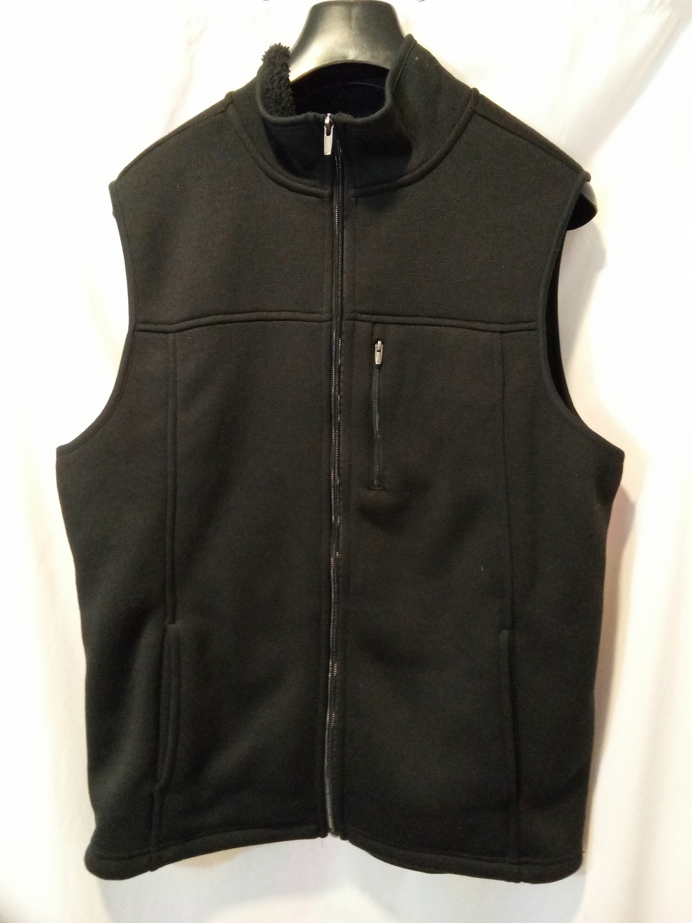 NWOT Mens George Black Full Zip Vest Sleeveless Jacket Coat Fleece Pockets Camp